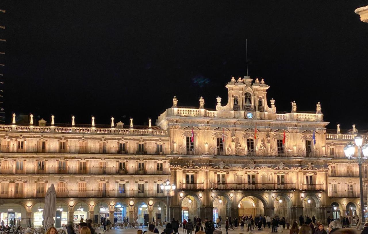 Apartamento Plaza Mayor Salamanca Con 2 Balcones A La Misma Plaza Mayor ภายนอก รูปภาพ