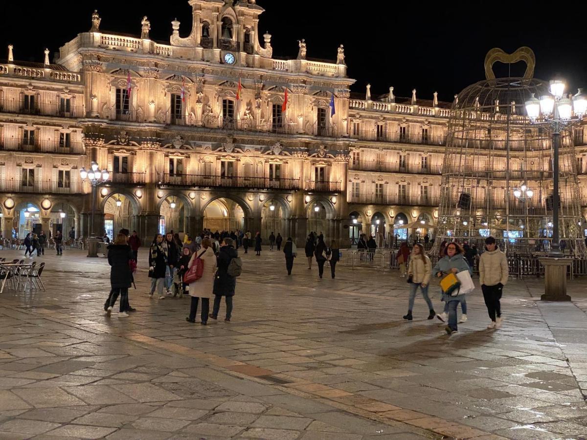 Apartamento Plaza Mayor Salamanca Con 2 Balcones A La Misma Plaza Mayor ภายนอก รูปภาพ